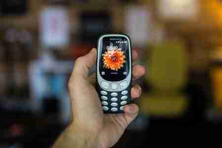 Dos décadas hacia atrás: uso un Nokia 3310 cuando salgo los fines de semana para evitar distracciones